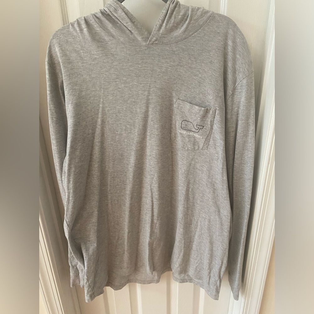 Vineyard Vines XL Men’s’ Hoodie L/S T- Shirt